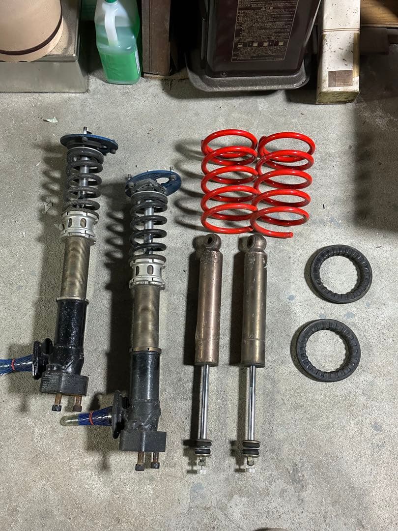 AE86 ショックアブソーバー