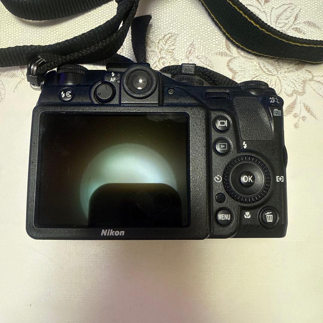 Nikon Coolpix P7000 充電器付き