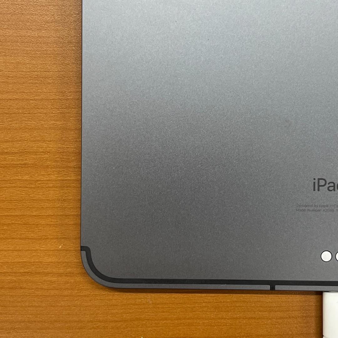 E*r様 iPad Air 第五世代 Cellular 64GB Apple I