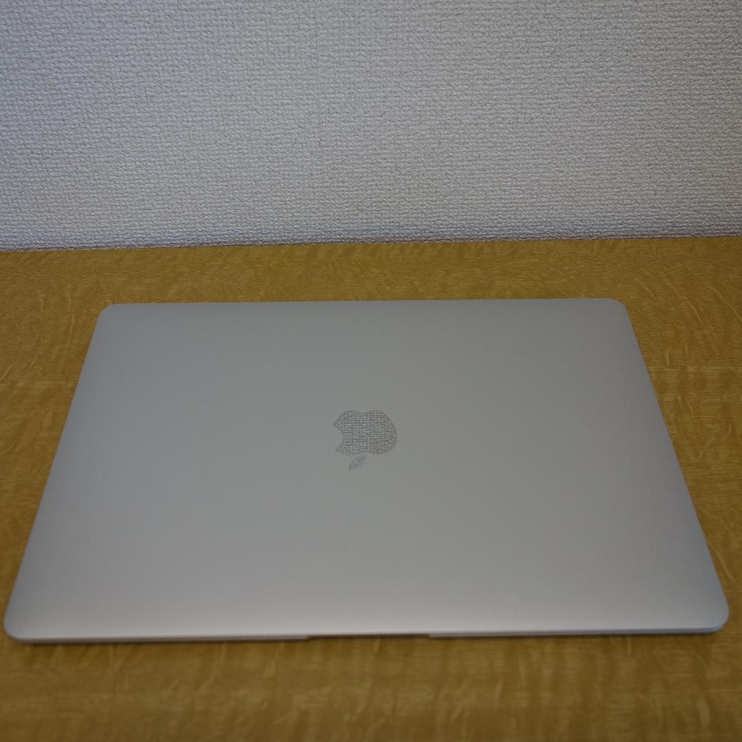 304）MacBook Air 2020　i7/16GB/512GB/13インチ