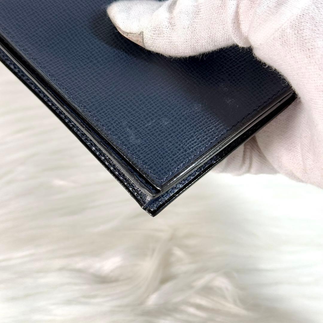 美品 ヴァレクストラ 名刺ケース カードケース ブラック レザー 名刺入れ 黒