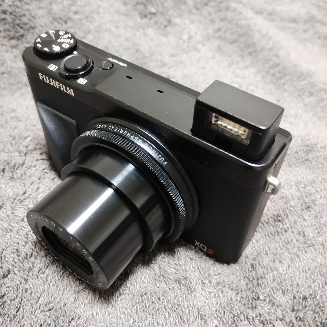 【美品・付属品完備】FUJIFILM XQ2 コンパクトデジタルカメラ