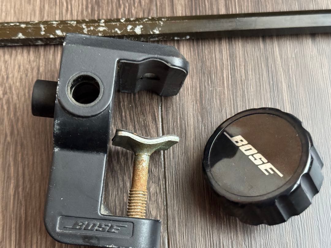 BOSE スピーカー 101MM2台(綺麗) 取付金具1ケ付(錆) 150w