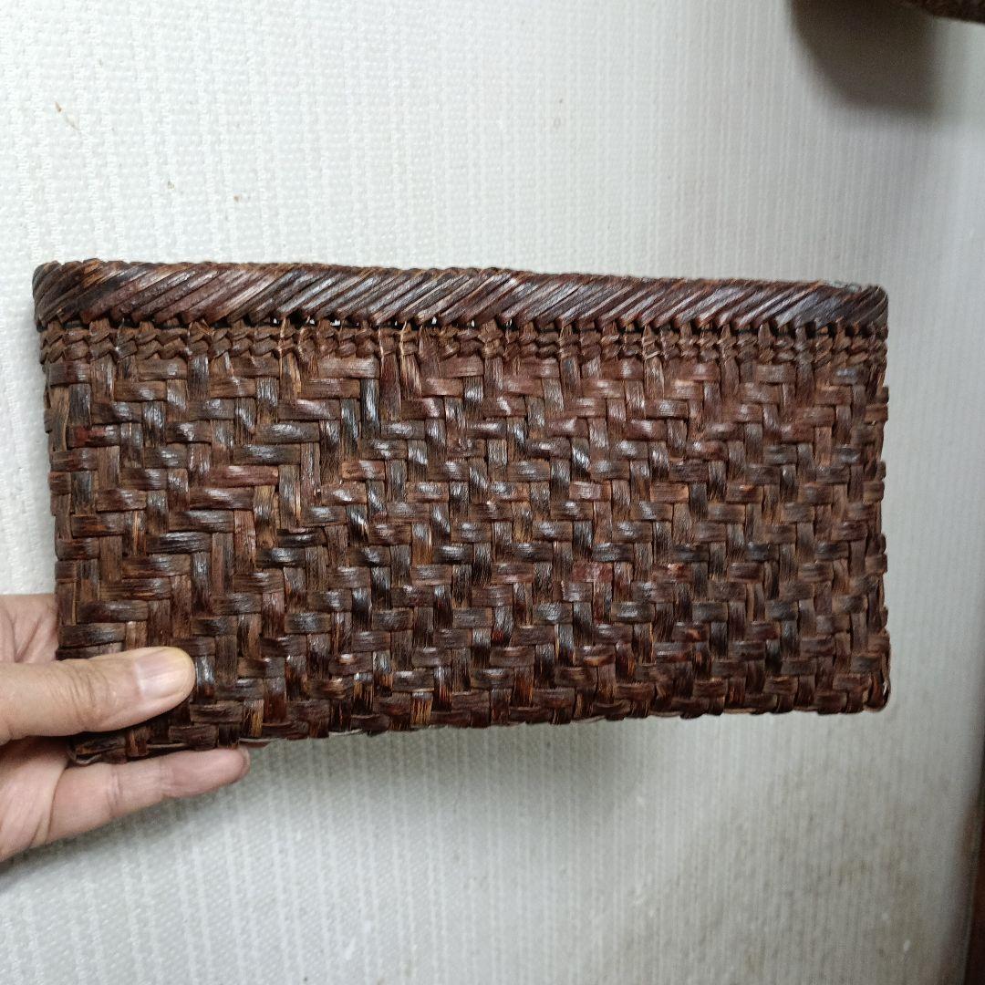 クラッチバッグ SKINS