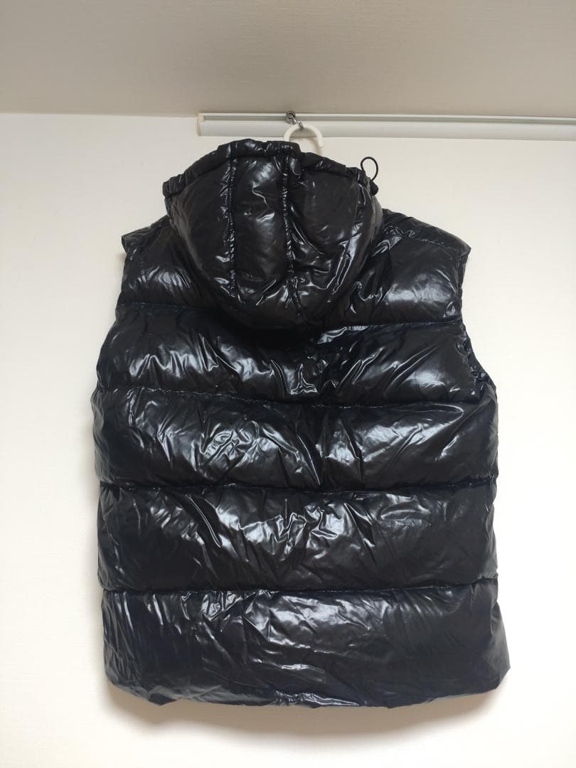 ピレネックス　ダウンベスト