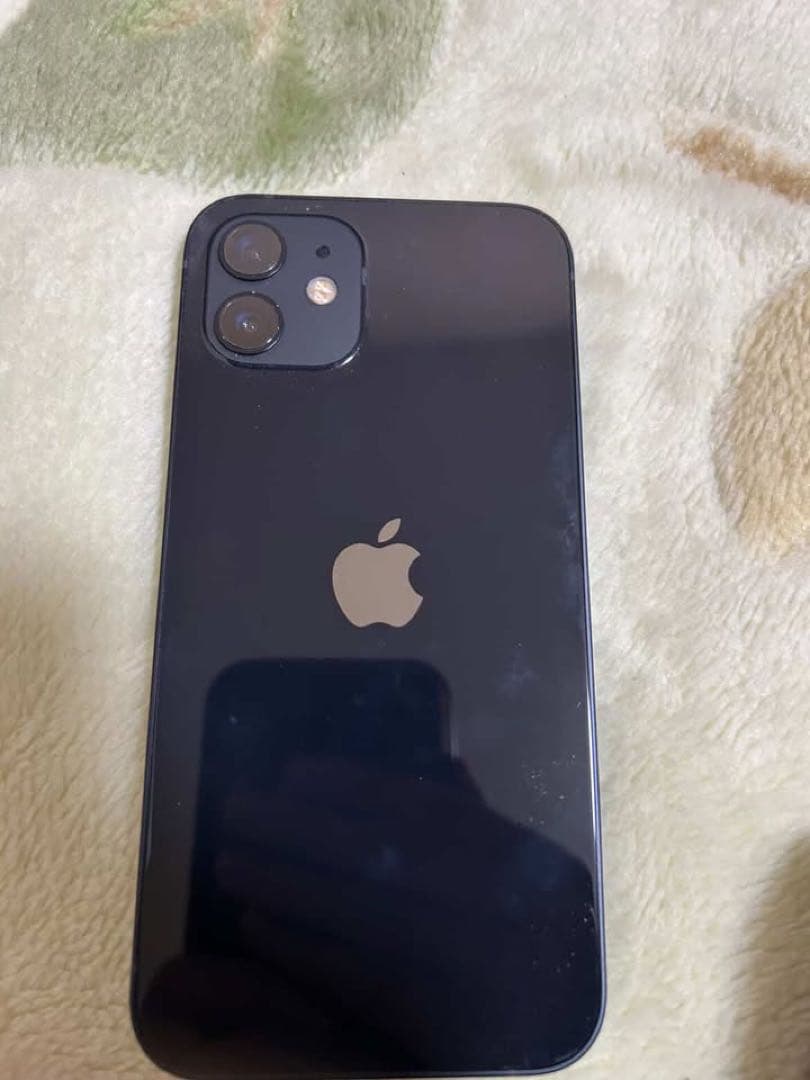 スマートフォン本体 Apple iPhone 12 64GB Black