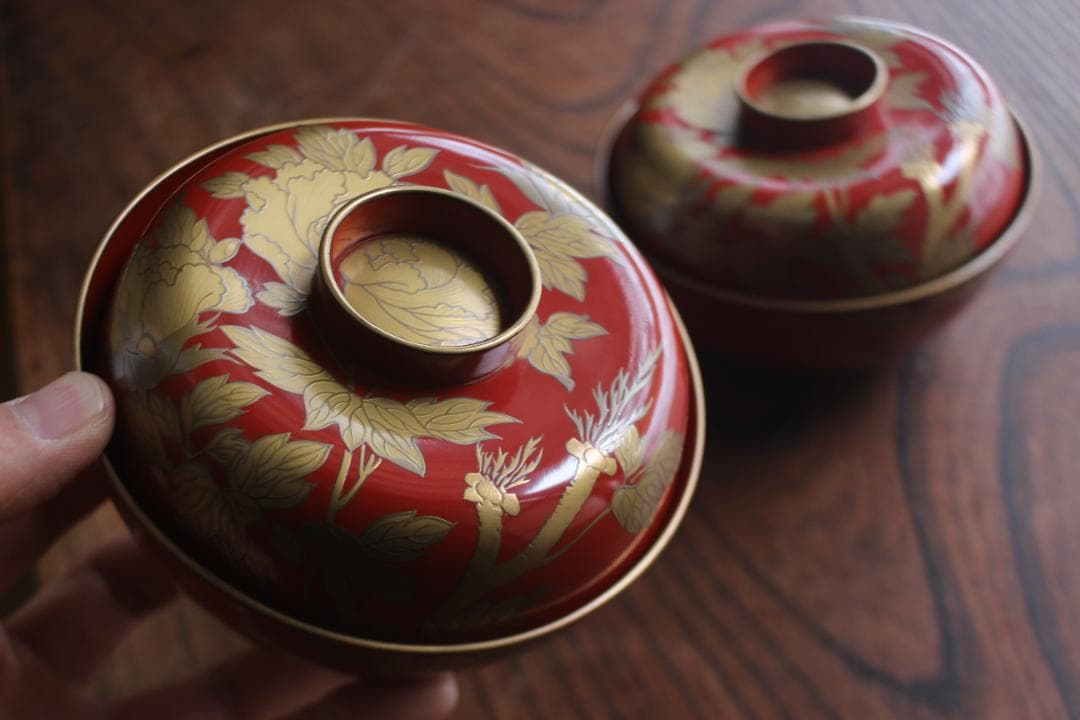 時代逸品！上質朱漆に極上牡丹蒔絵の映えるお椀2点（検輪島塗蒔絵椀吸い物椀