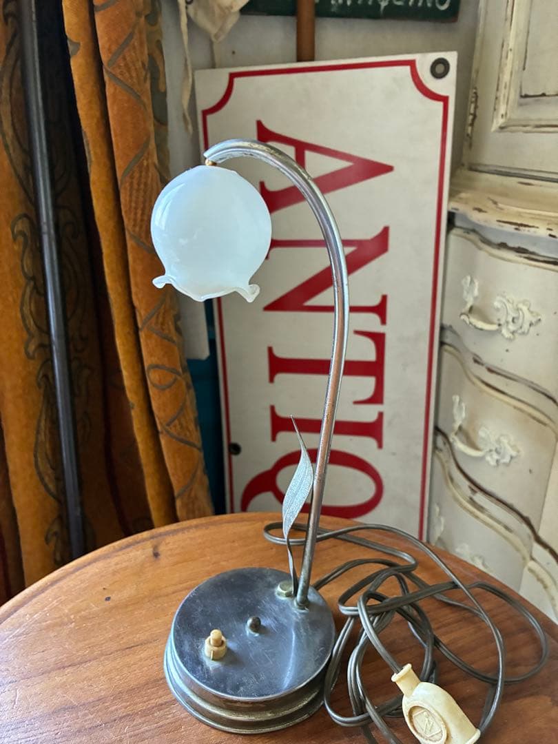 青柳アンティーク　デスク　ランプ　ベッドサイド卓上　ランプ　スズラン　レア