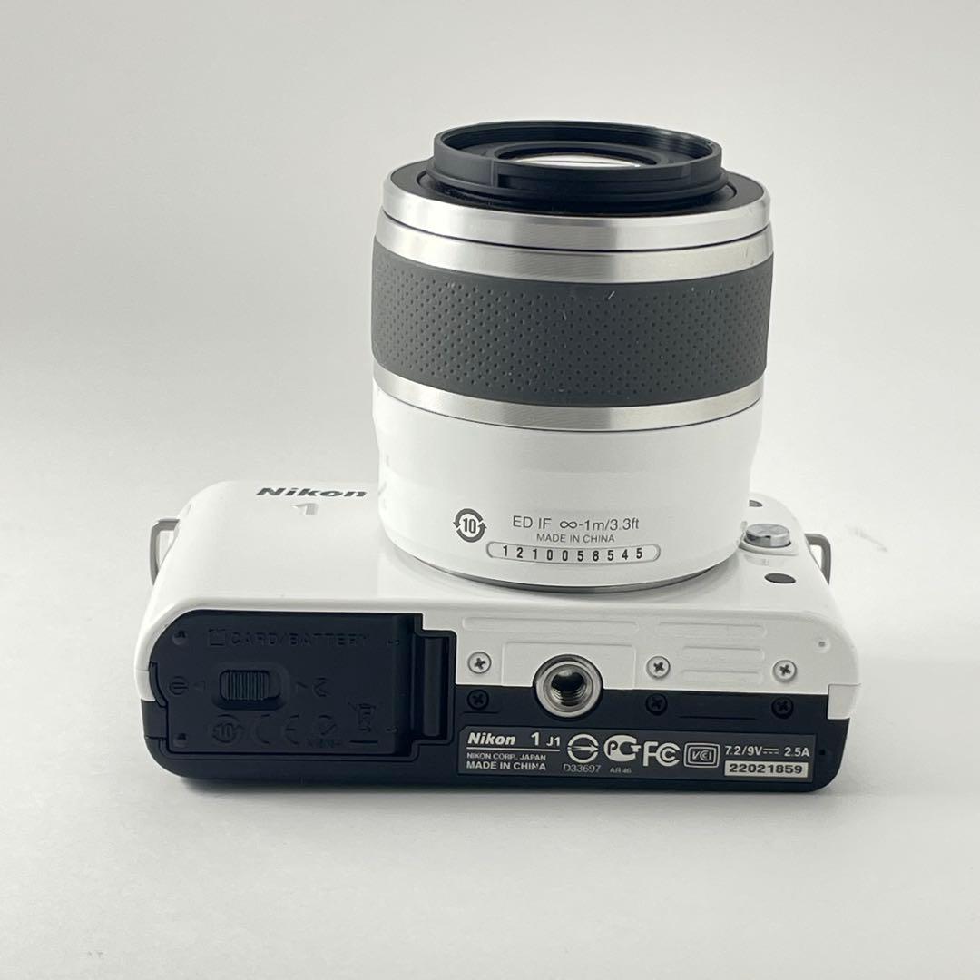 【極上美品・返品保証】Nikon1 J1ホワイト レンズキット