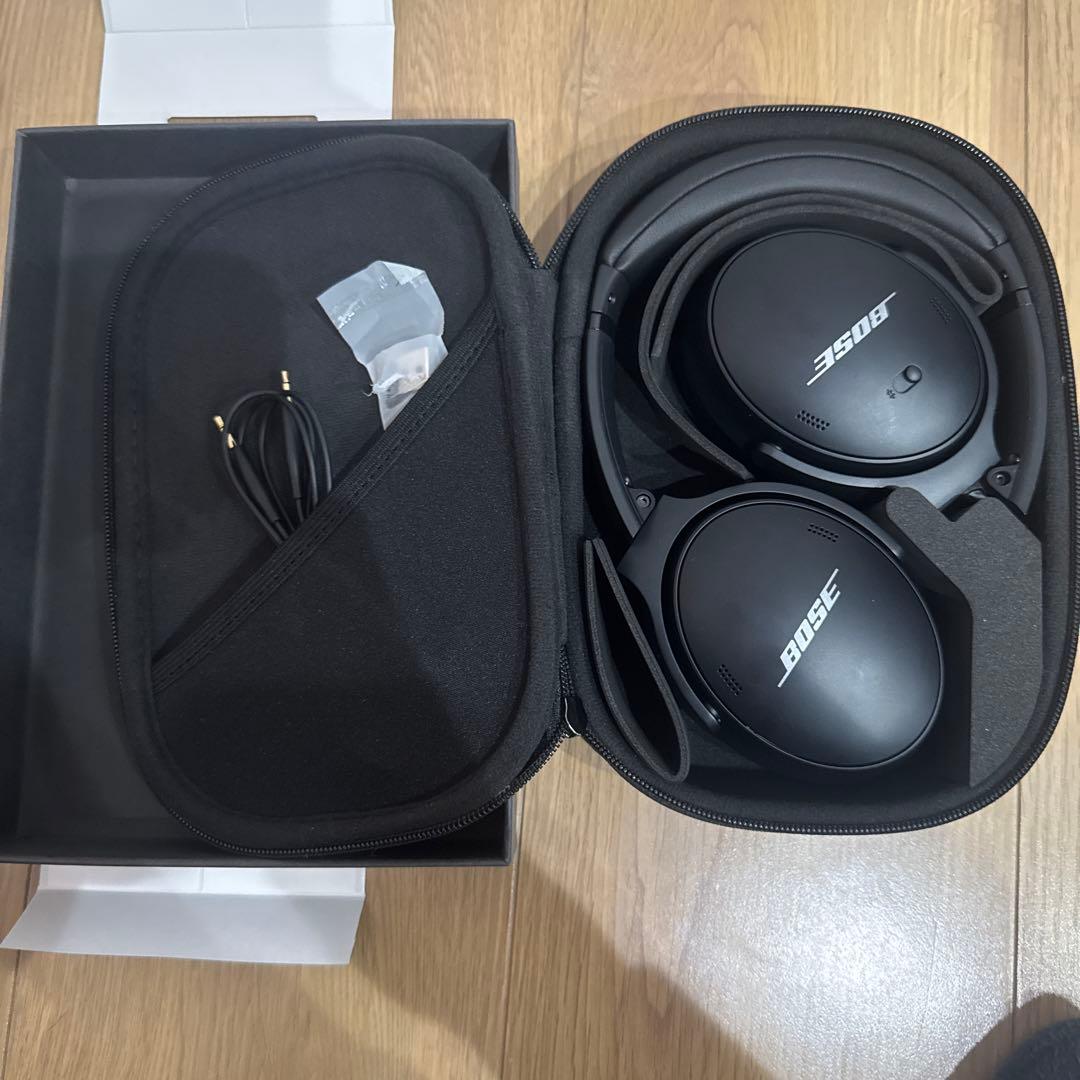 ほぼ未使用　Bose quietcomfort 45 ワイヤレスヘッドホン