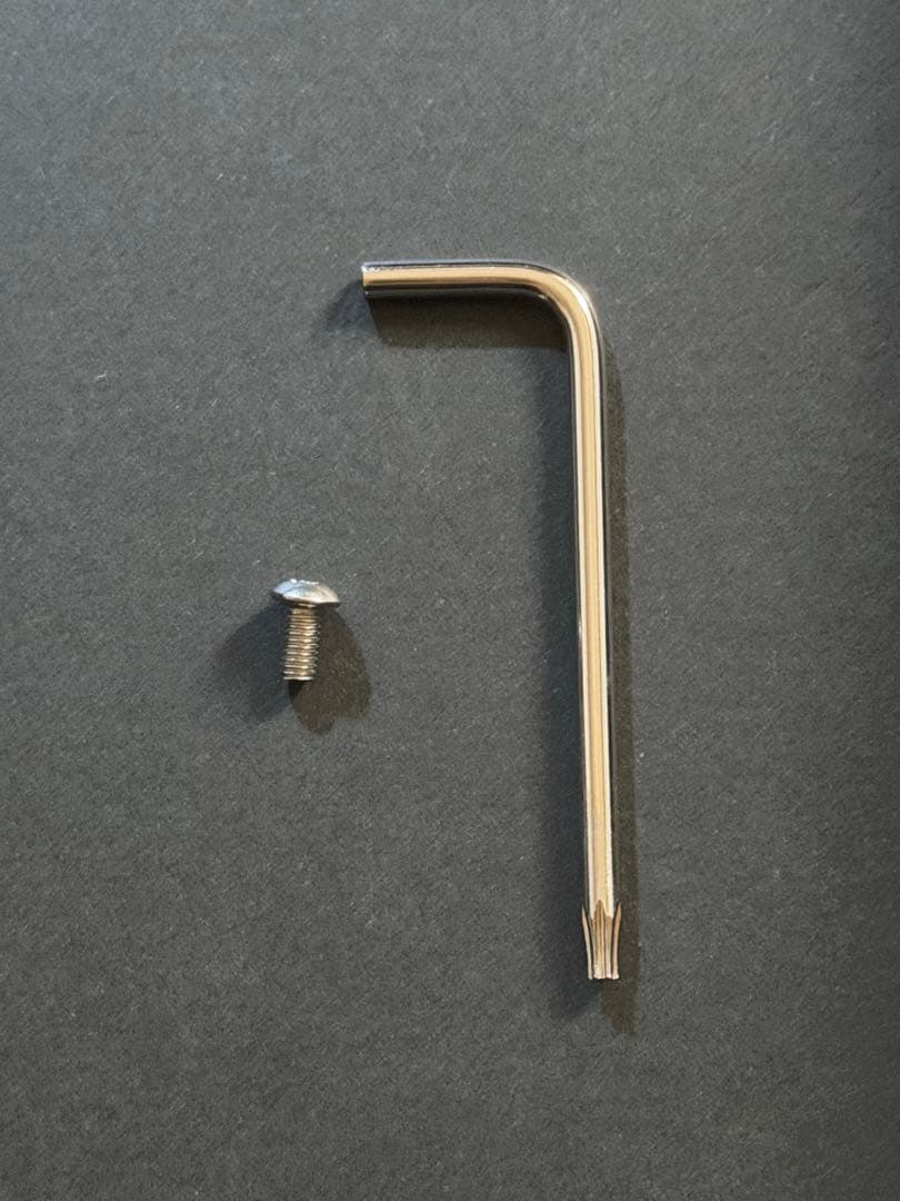 ソリッドバンパー for iPhone16 Pro Max