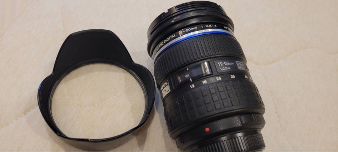 ZUIKO DIGITAL ED 12-60mm F2.8-4.0 SWD傷有