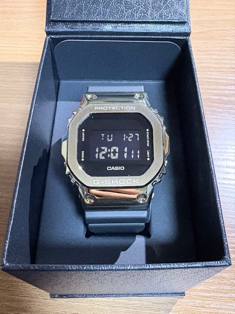 ほぼ新品！G-SHOCK GM-5600UG