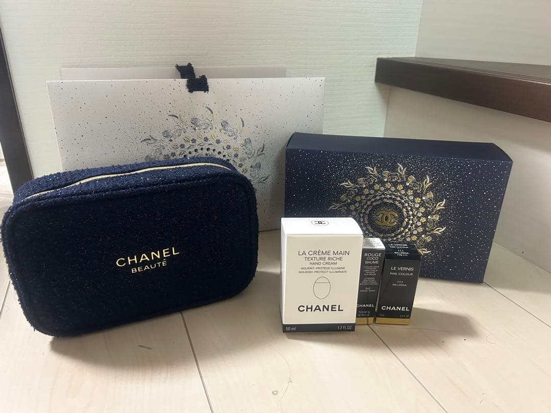 CHANELシャネルリップアンドネイルケア セットクリスマスコフレ2025