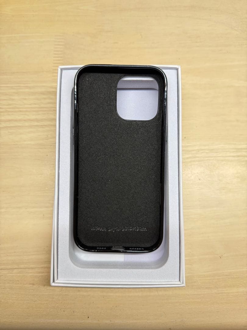 urban sophistication iPhone 16Pro Maxケース