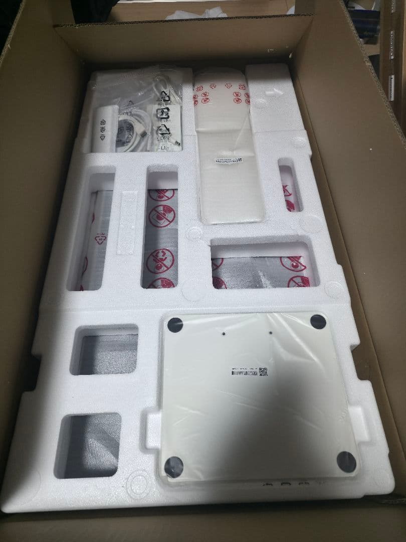 LG Smart Monitor 32U830SA-W 31.5インチ 4K