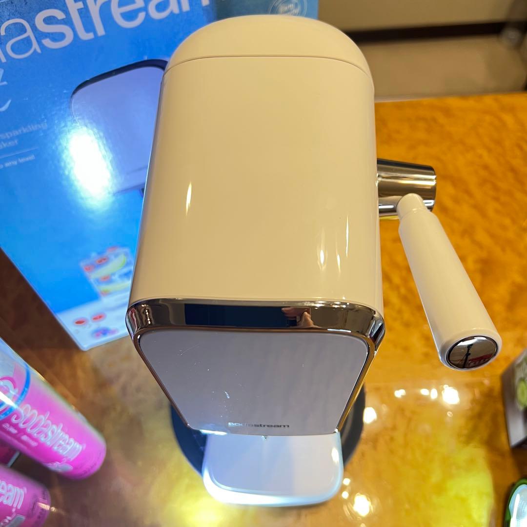 Sodastream Art ガスシリンダー2本　専用ボトル1本