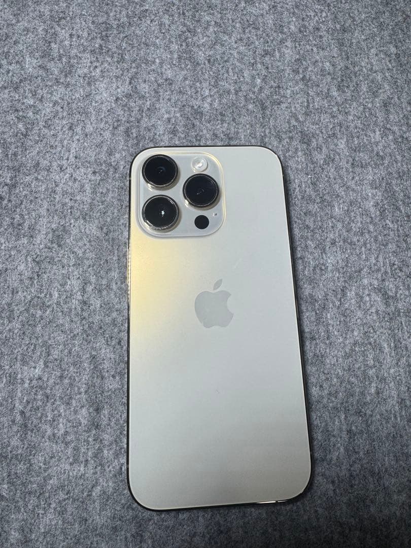 Apple iPhone 14 Pro 128GB シルバー