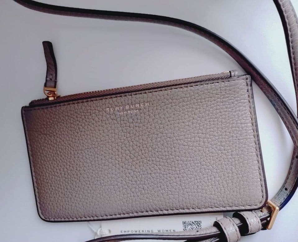★専用★タグ付き☆TORY BURCH レザー フラップ ウォレット ポーチ付