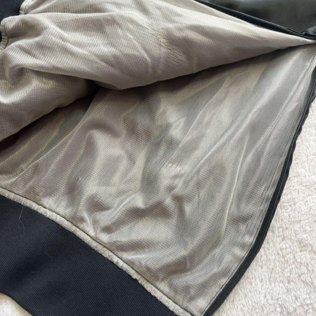 パーリーゲイツ 蓄熱裏地　スニード　ジャケット　黒　ブラック　ブルー