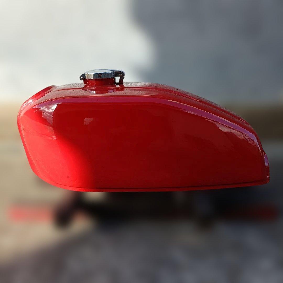 ホンダ　CB400F リプロ　ガソリンタンク　キャップ付き