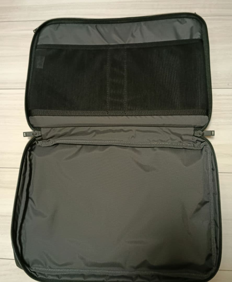 【ほぼ新品】ポーター/ PORTER タブレットケース　ネイビー