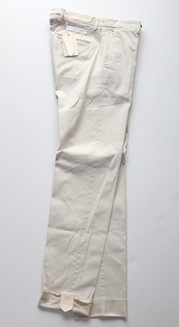 新品タグ付き【ブリリア 1949】秋冬 ERCOLANO テーパードパンツ 46