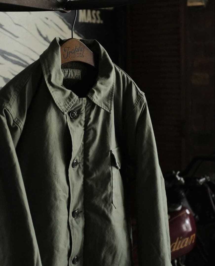 トロフィークロージング　A-2デッキジャケット