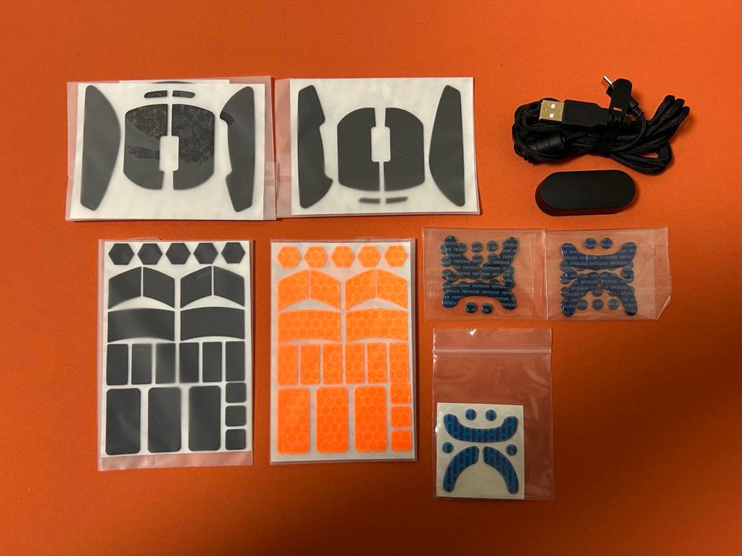 【美品】UNIUS BLACK LOTUS CARBON 8K ゲーミングマウス