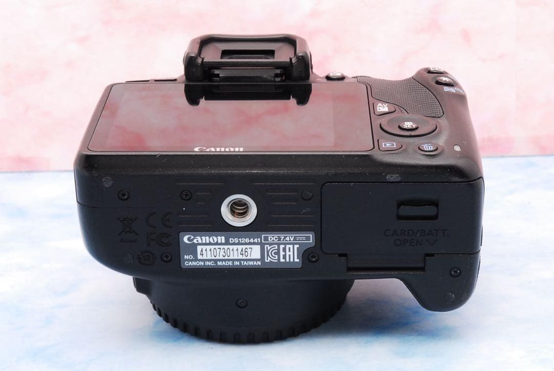 ★Canon Kiss X7★一眼レフカメラ★バッグ付★便利な高倍率レンズ