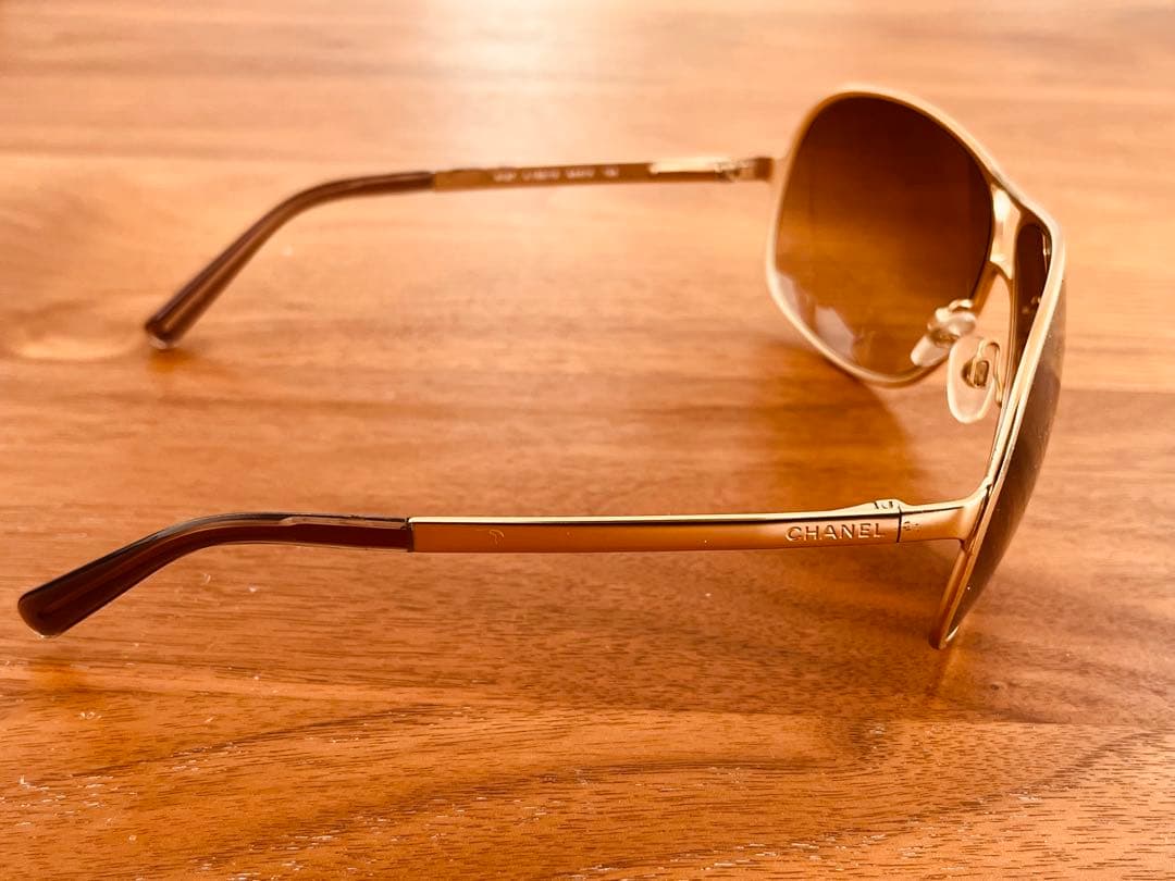 CHANEL ブラウン サングラス ケース付き