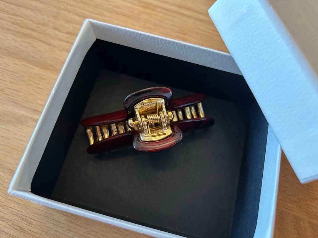 ちるちるさま専用ACCAアッカ　秋色ブラウン　Mサイズヘアクリップ　塗装ハゲ