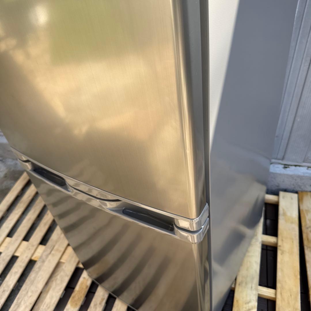 TCL 2024年製 2ドア冷蔵庫 173L 静音、省エネ設計 スリムサイズ