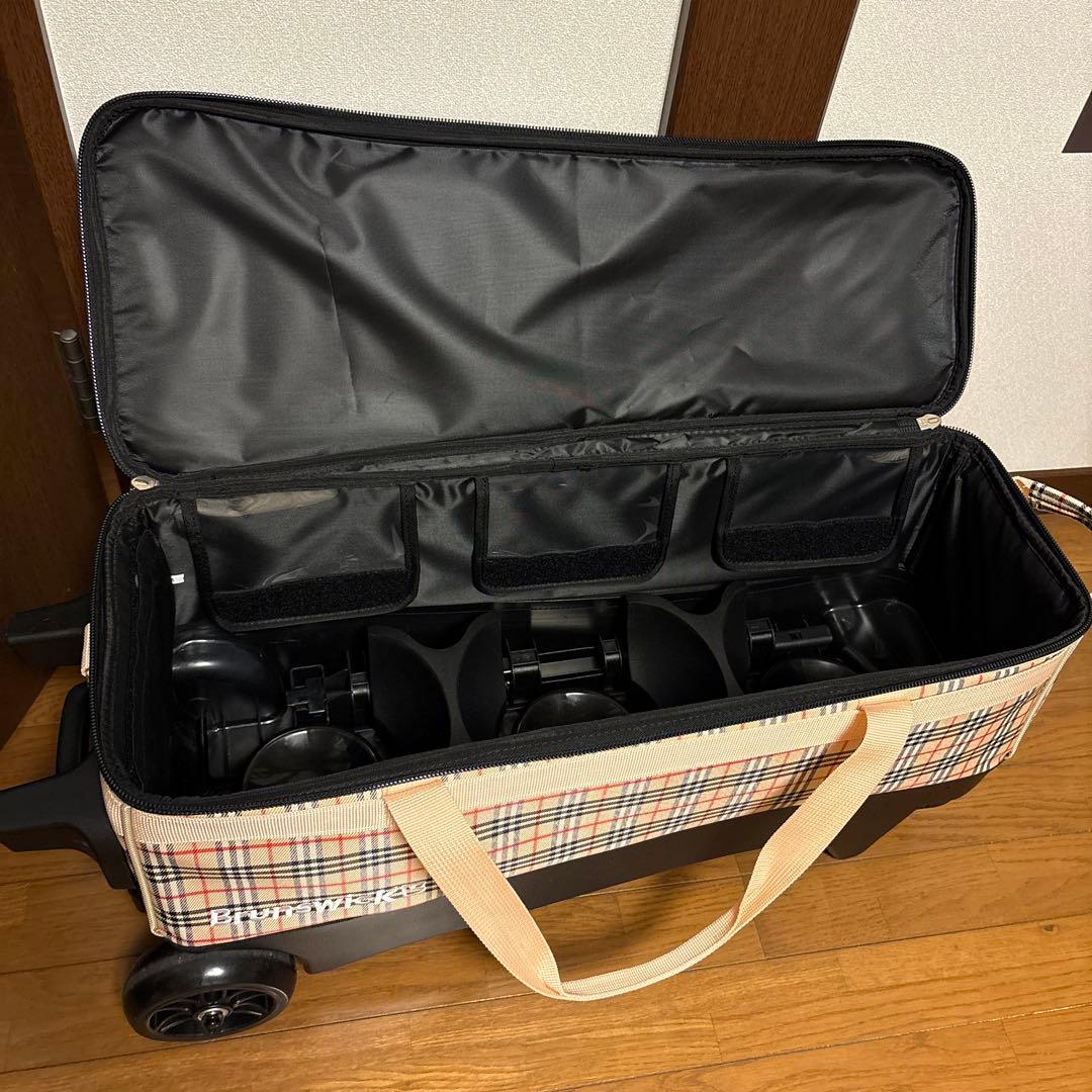 ほぼ新品⭐︎DV8 トリプルローラーバック