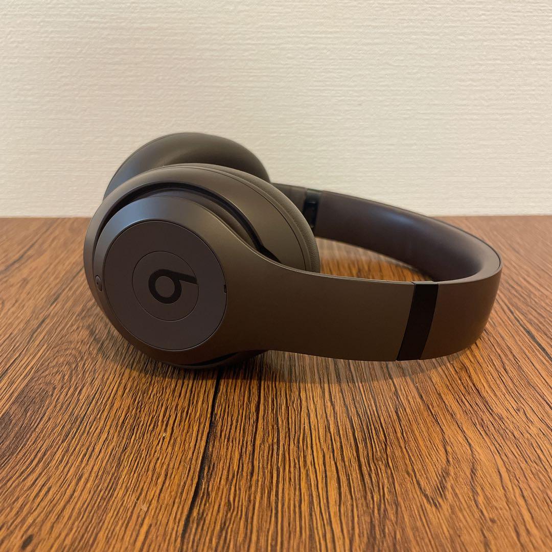 良品⭐️Beats Studio Pro ワイヤレスヘッドホン　ディープブラウン