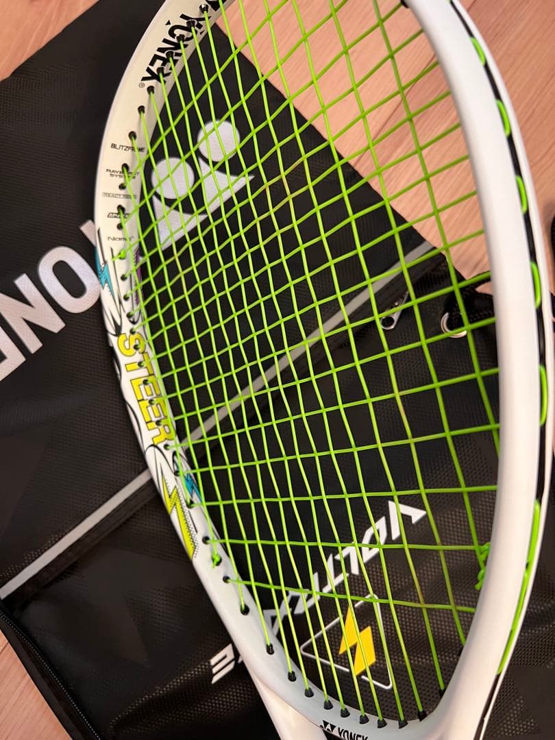 YONEX VOLTAGE ボルトレイジ7V STEER ボルトレイジ　ステア