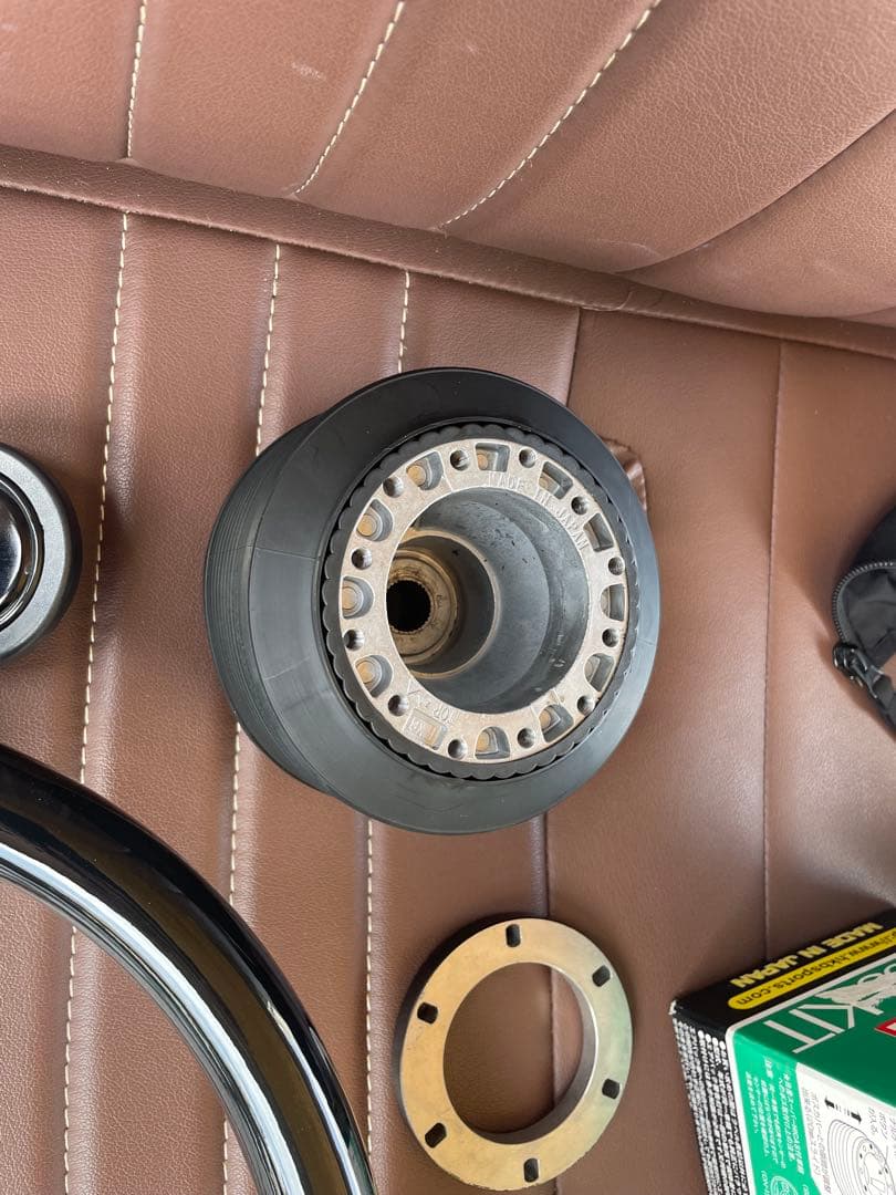 ハイエース200系　未使用に違い