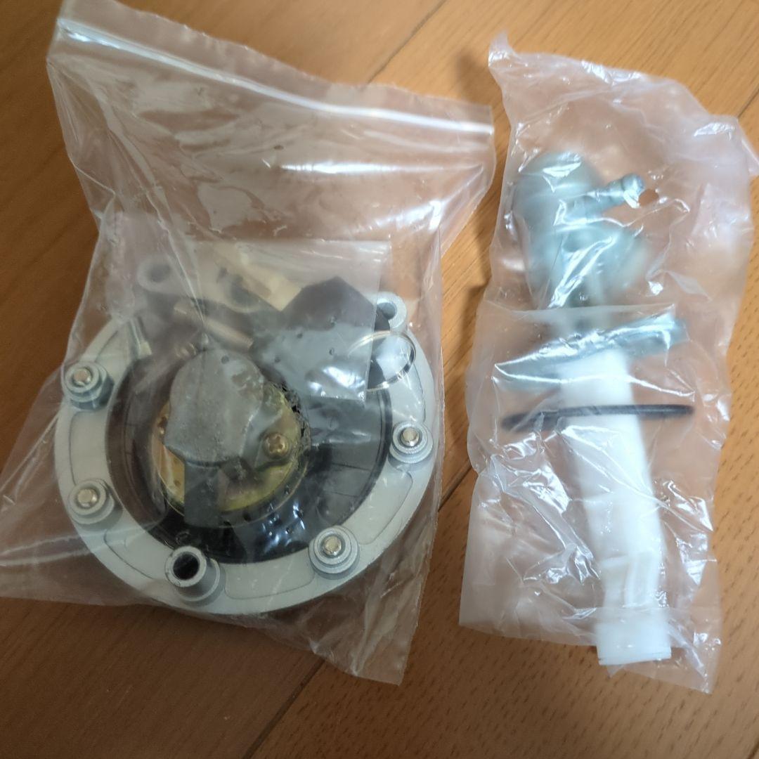 未塗装 ガソリンタンク 12L 3.2GAL カフェレーサー対応　汎用　タンク