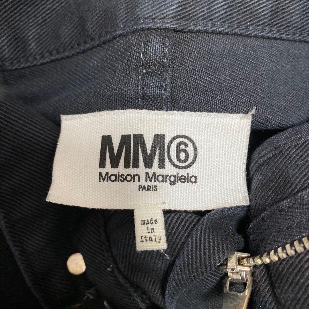 MM6 ハーフパンツ