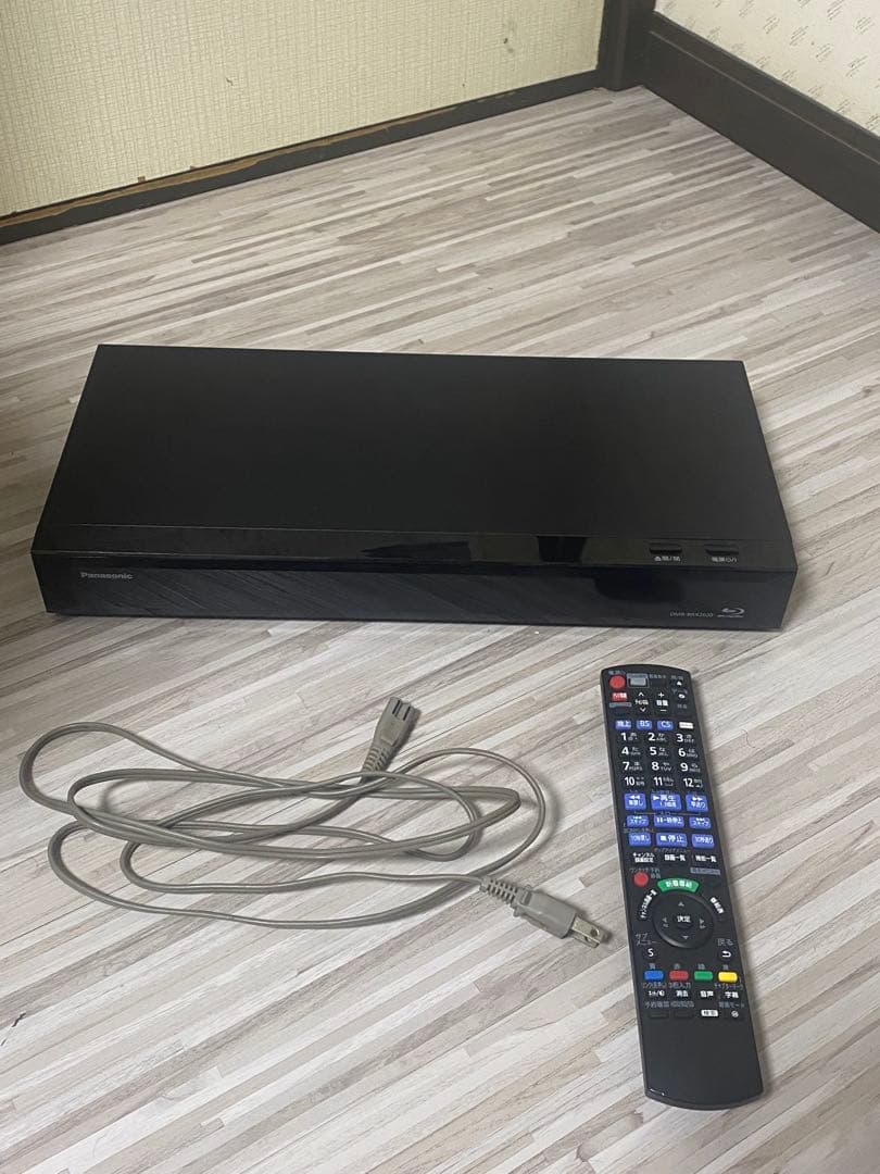 Panasonic BDレコーダー DMR-BRX2020 (6チャンネル録画)