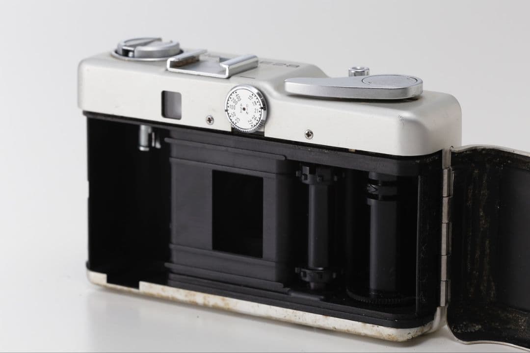 No.52_ Canon NEW F-1ボディ/Canon demi 2種セット