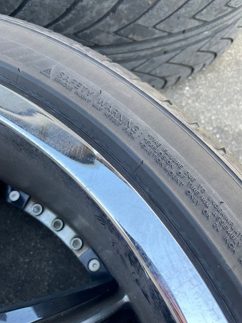 ディアブロモーフィアス　24インチ　4本セット　6穴　プラドなど