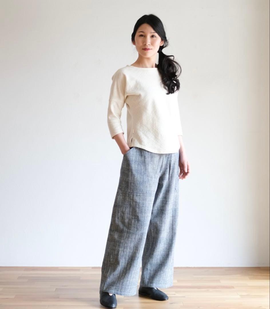 うさとの服  usaato ヘンプコットン 藍染めボーダー ストレートパンツ美品