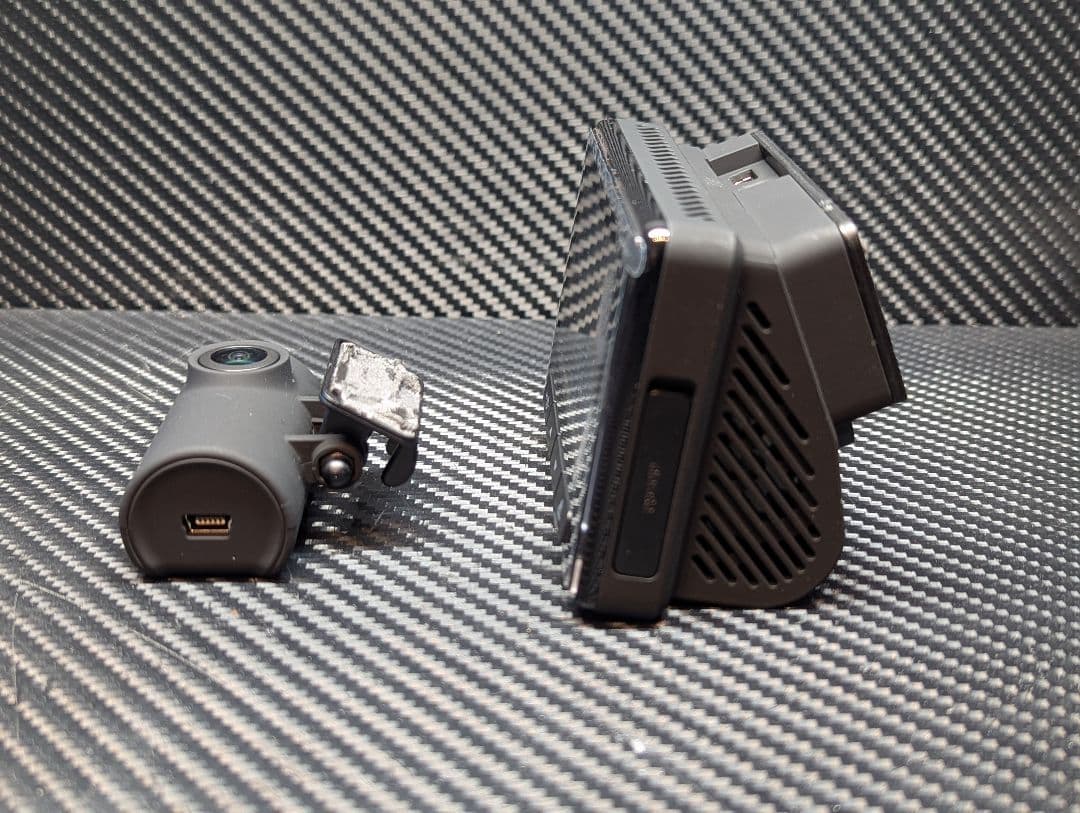 カロッツェリア　VREC-DZ810D　ドラレコ　前後カメラ　高解像度4K録画