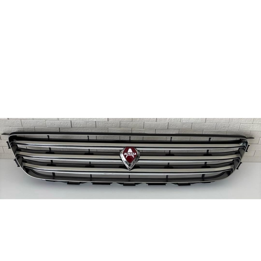 【未使用品】廃盤品　トヨタ　アルテッツァ　フロントグリル　メーカー純正品