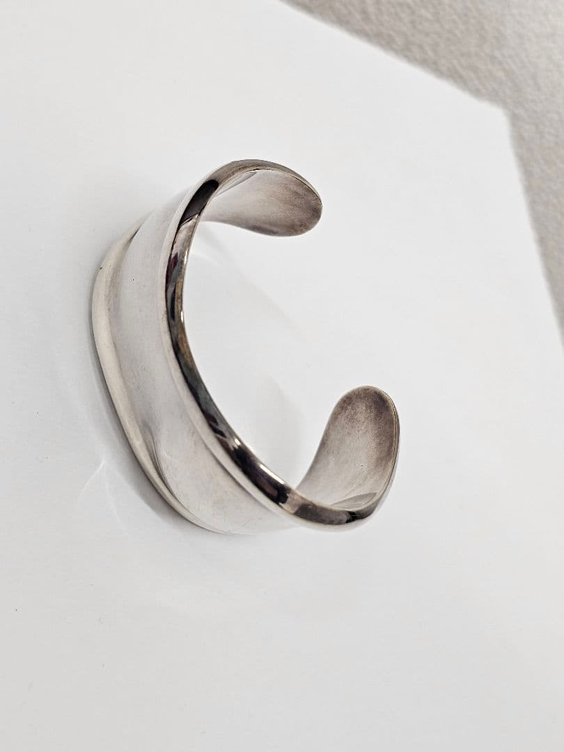 ティファニー エルサ・ペレッティ ボーン カフ バングル SV925