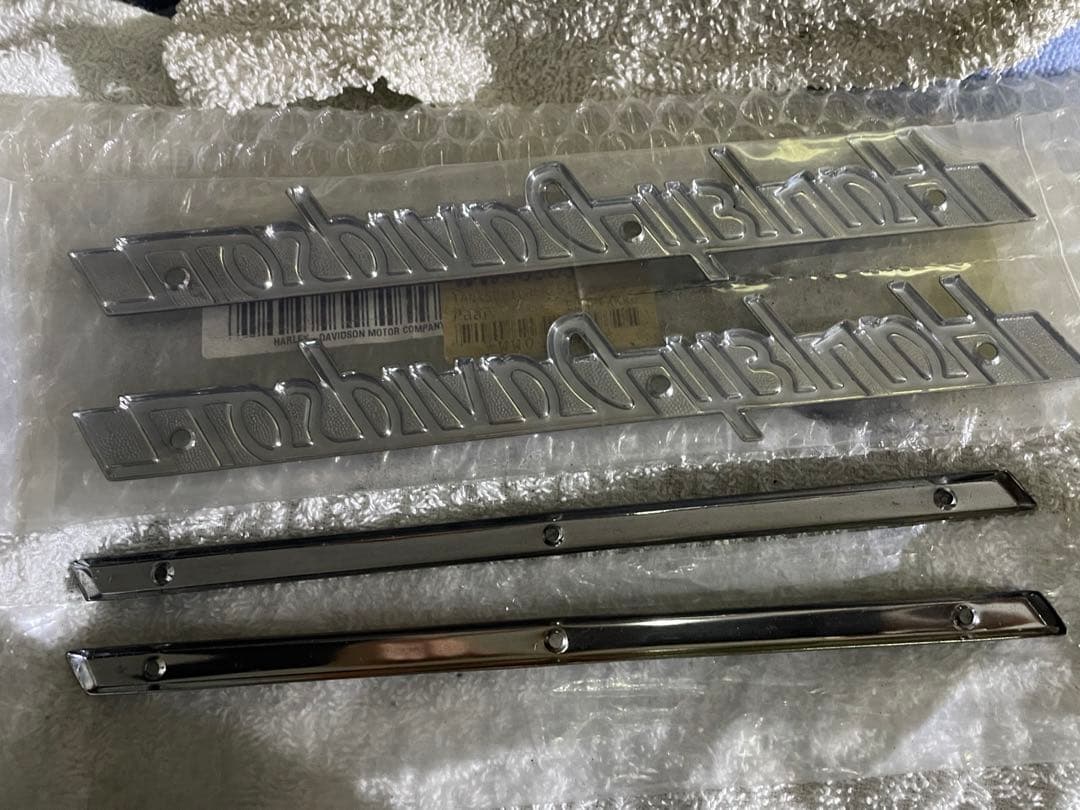 ハーレーダビッドソン　純正　タンク　エンブレム