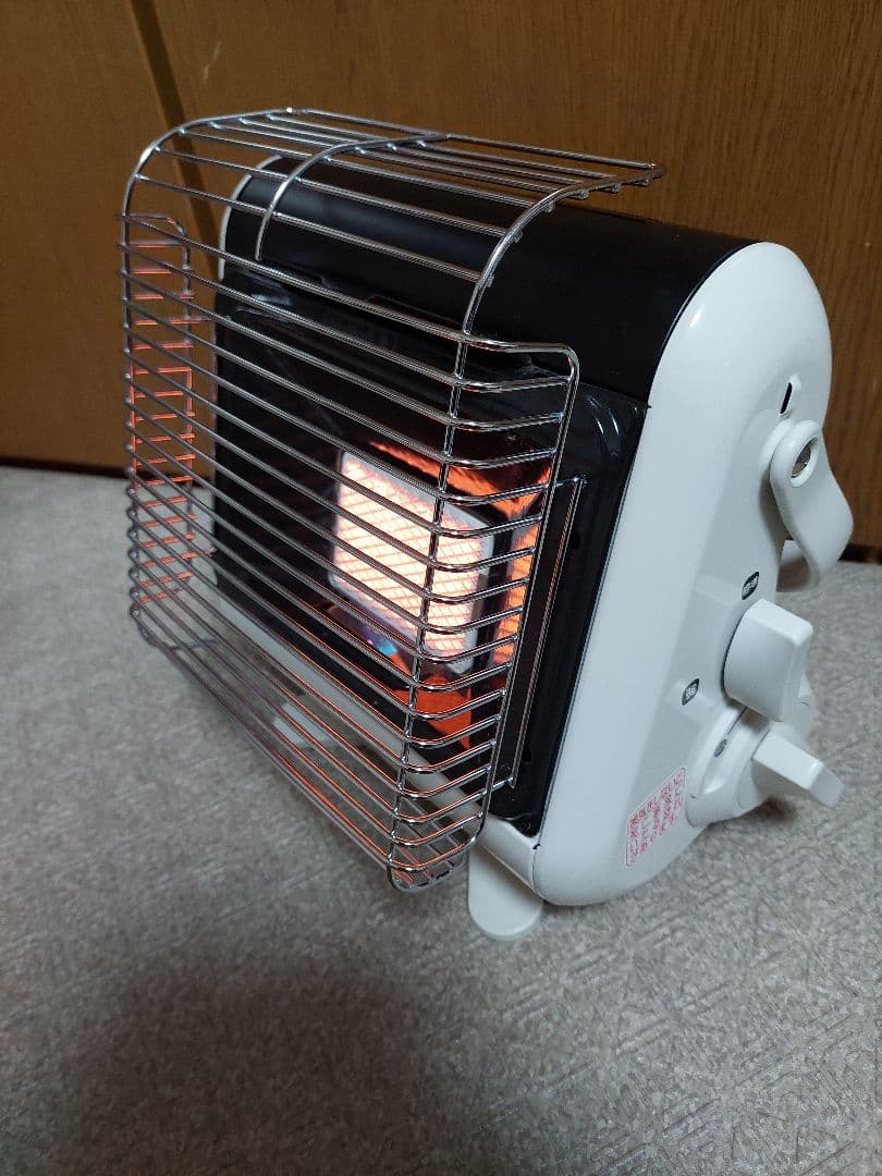 かもしか様Iwatani イワタニ カセットガスストーブ 　CB-STV-MYD