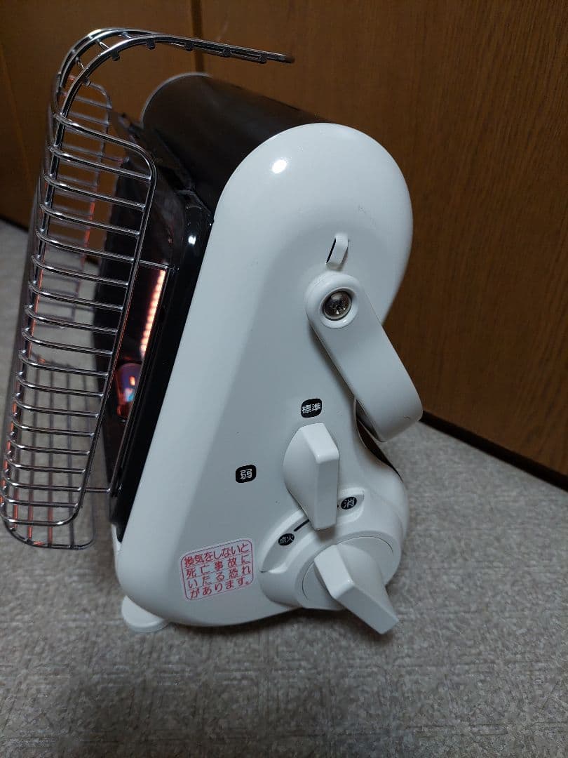 かもしか様Iwatani イワタニ カセットガスストーブ 　CB-STV-MYD