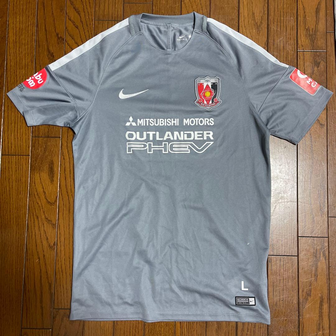 専用　Nike サッカー　浦和レッズ　選手支給